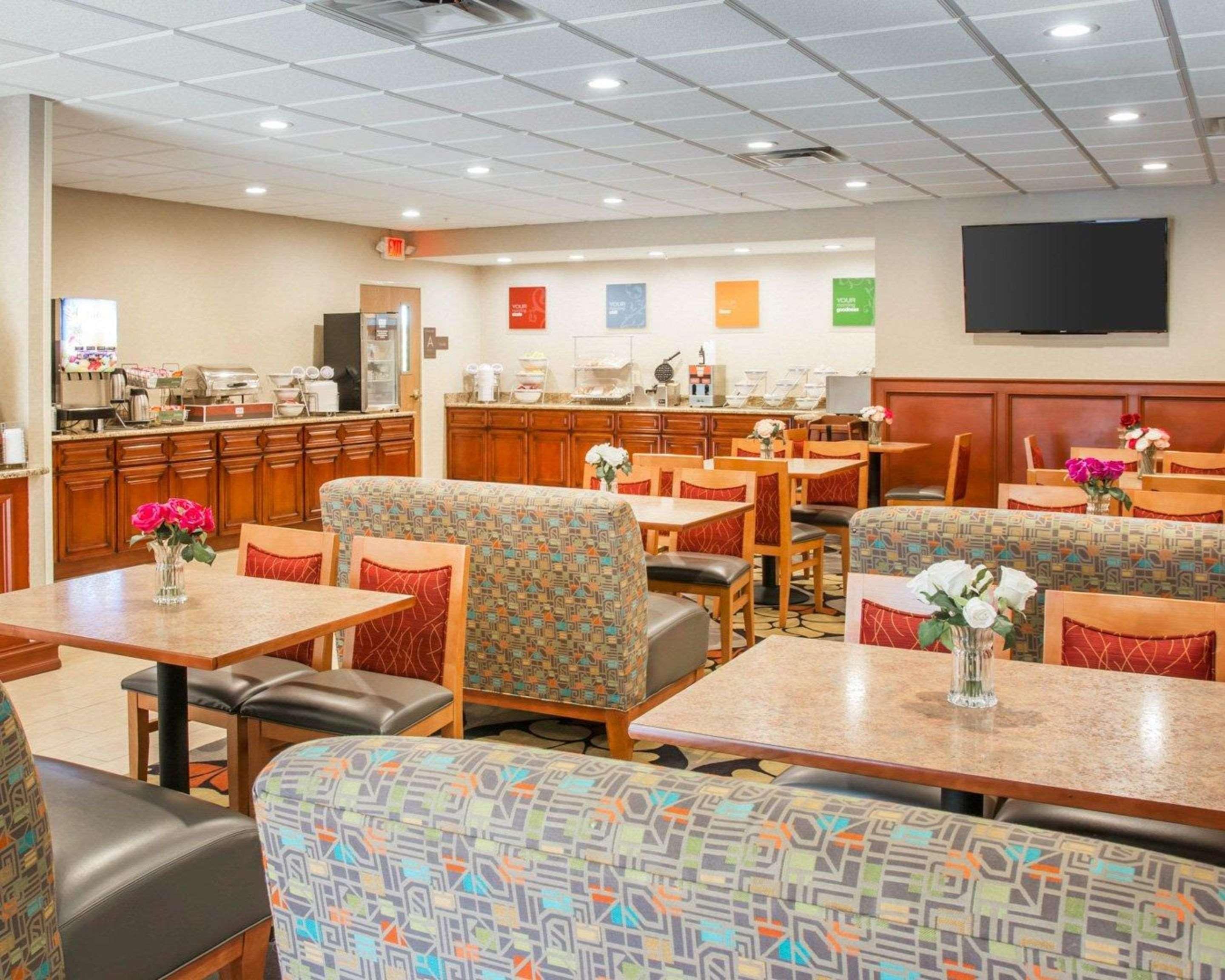 Comfort Suites Auburn Hills-Detroit Buitenkant foto