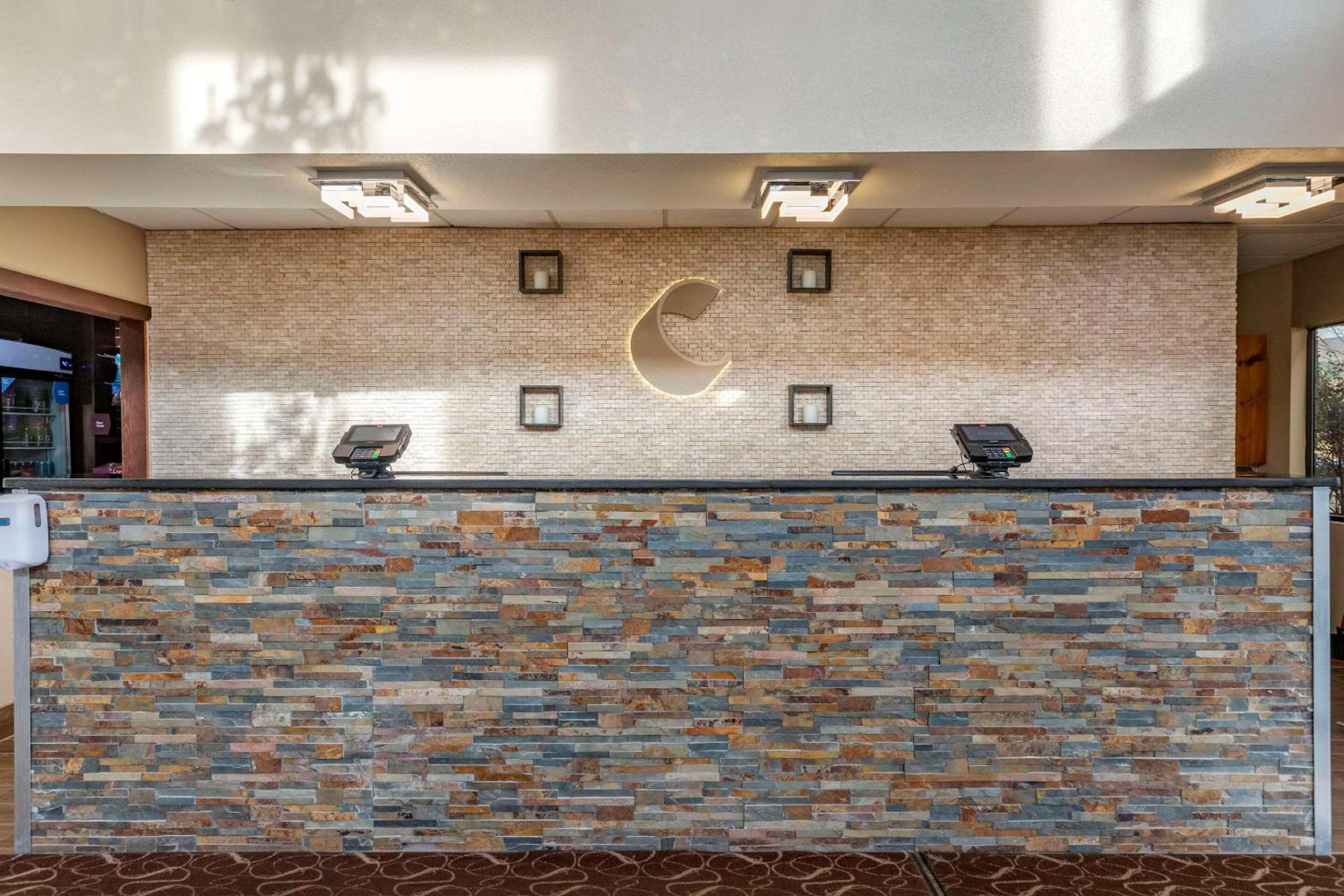 Comfort Suites Auburn Hills-Detroit Buitenkant foto